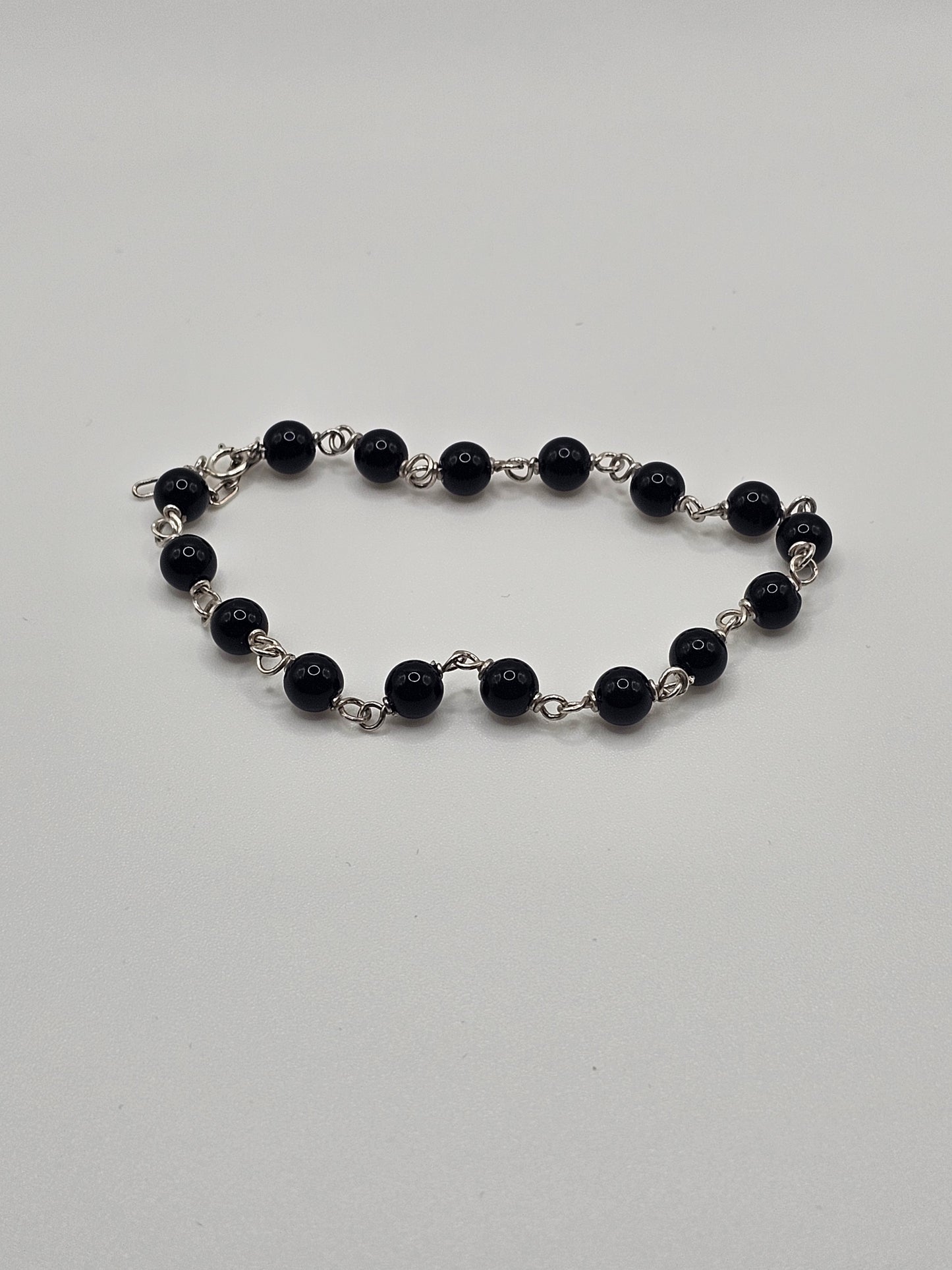Still Energy – Silver & Black Onyxe Bead Bracelet