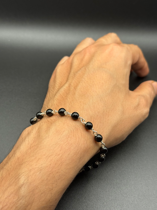 Still Energy – Silver & Black Onyxe Bead Bracelet