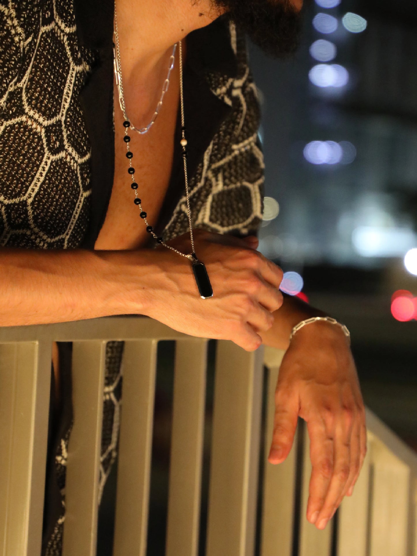 The Onyx Balance – Silver Necklace