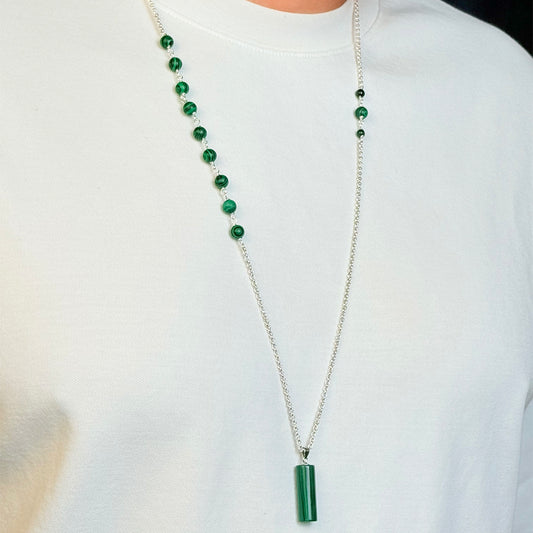 Verdant Balance: Malachite Statement Necklace