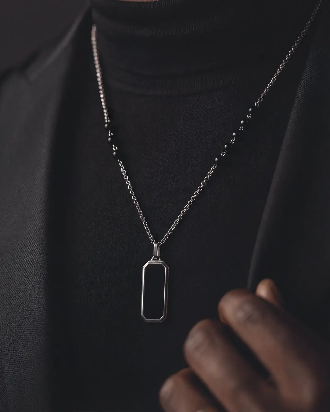 Strength Line – Necklace