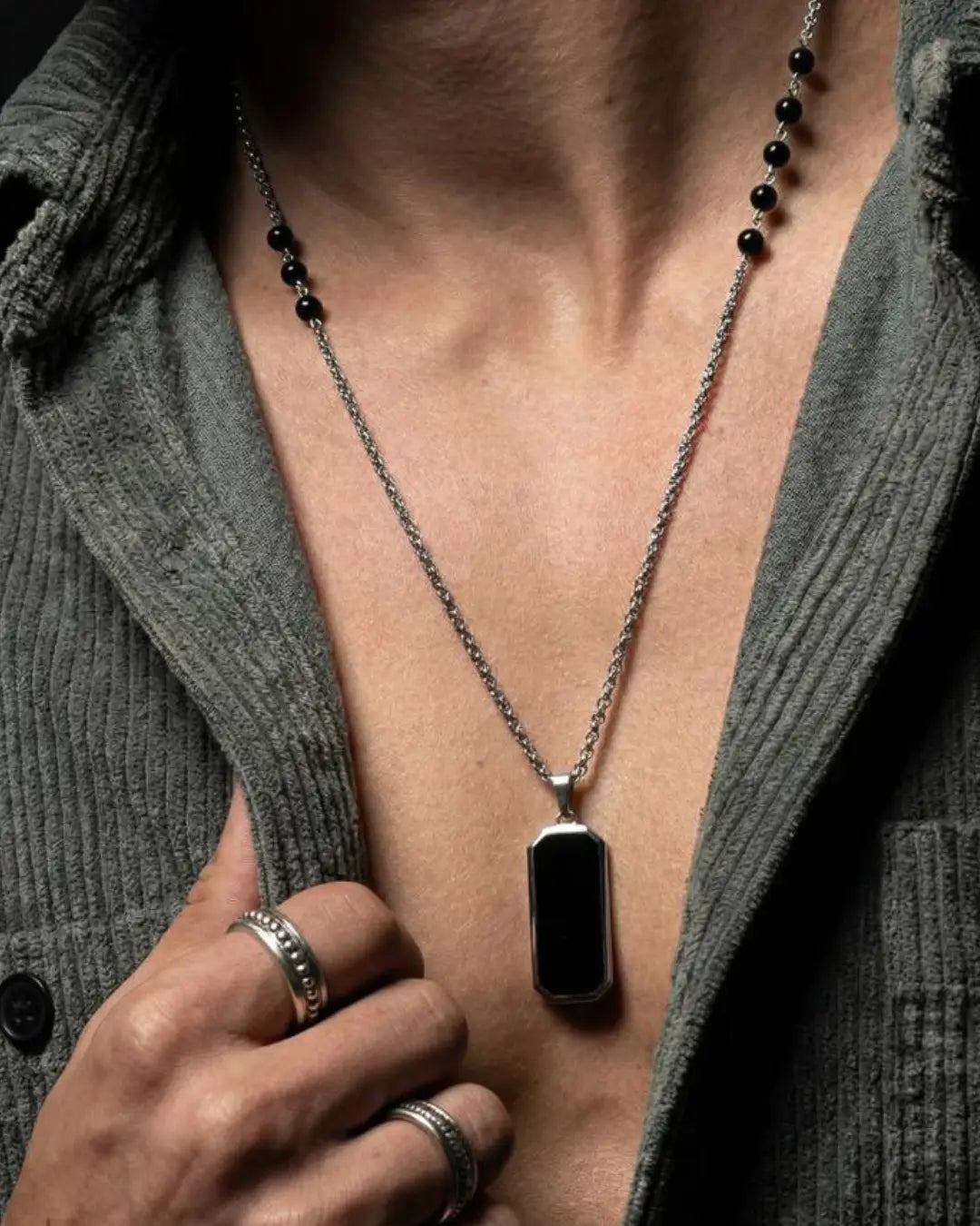 Strength Line – Necklace