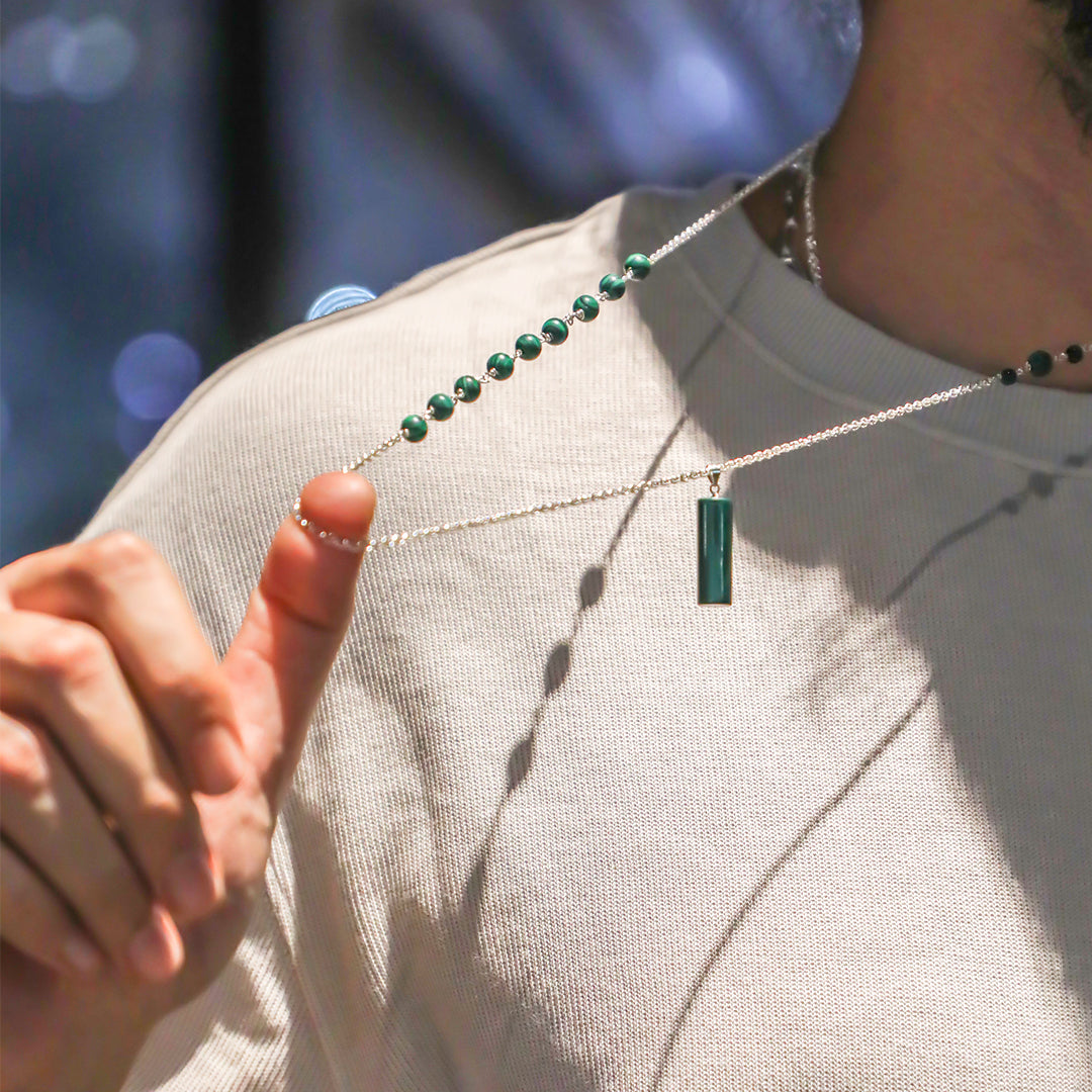 Verdant Balance: Malachite Statement Necklace