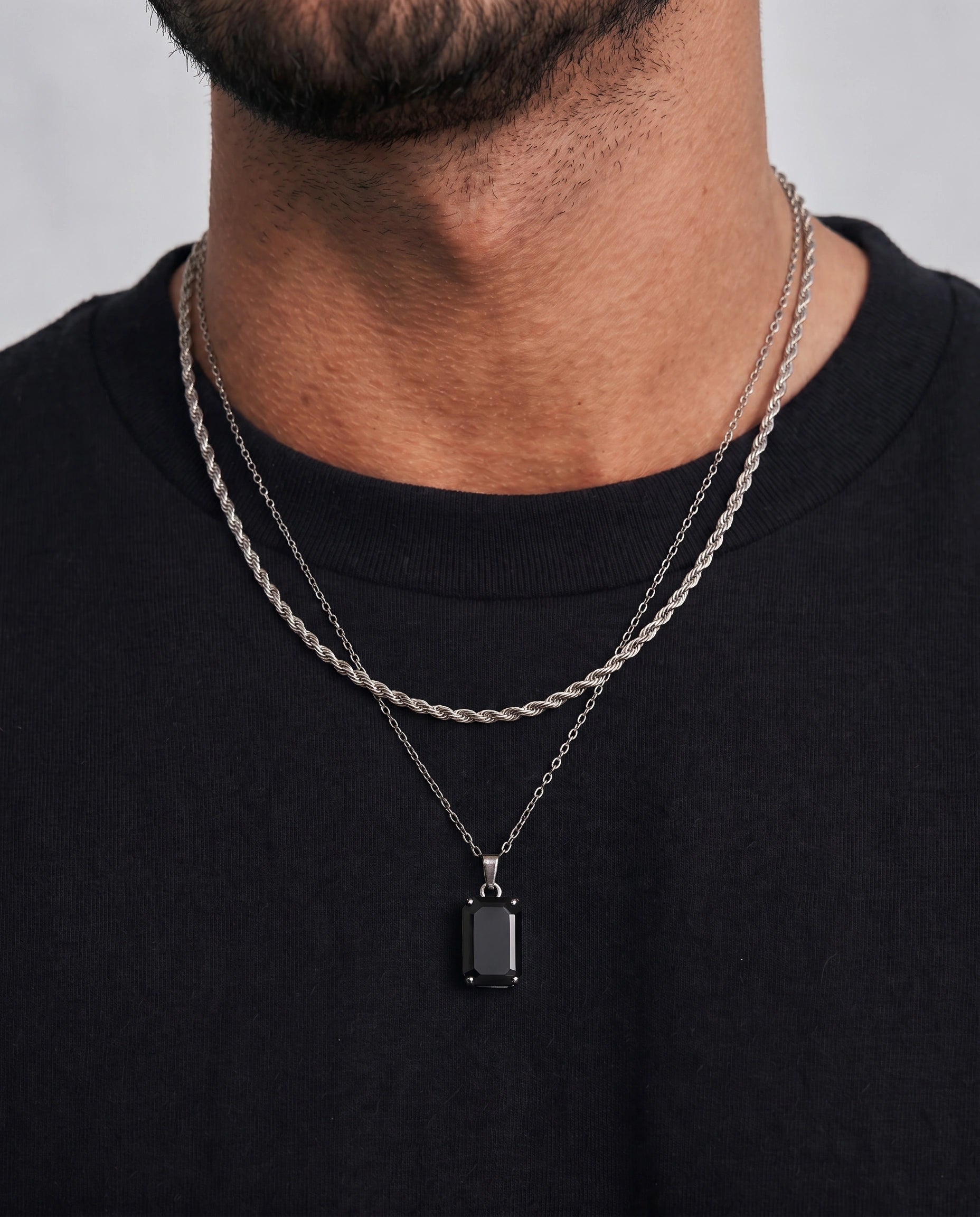 Midnight Edge – Double Chain Necklace