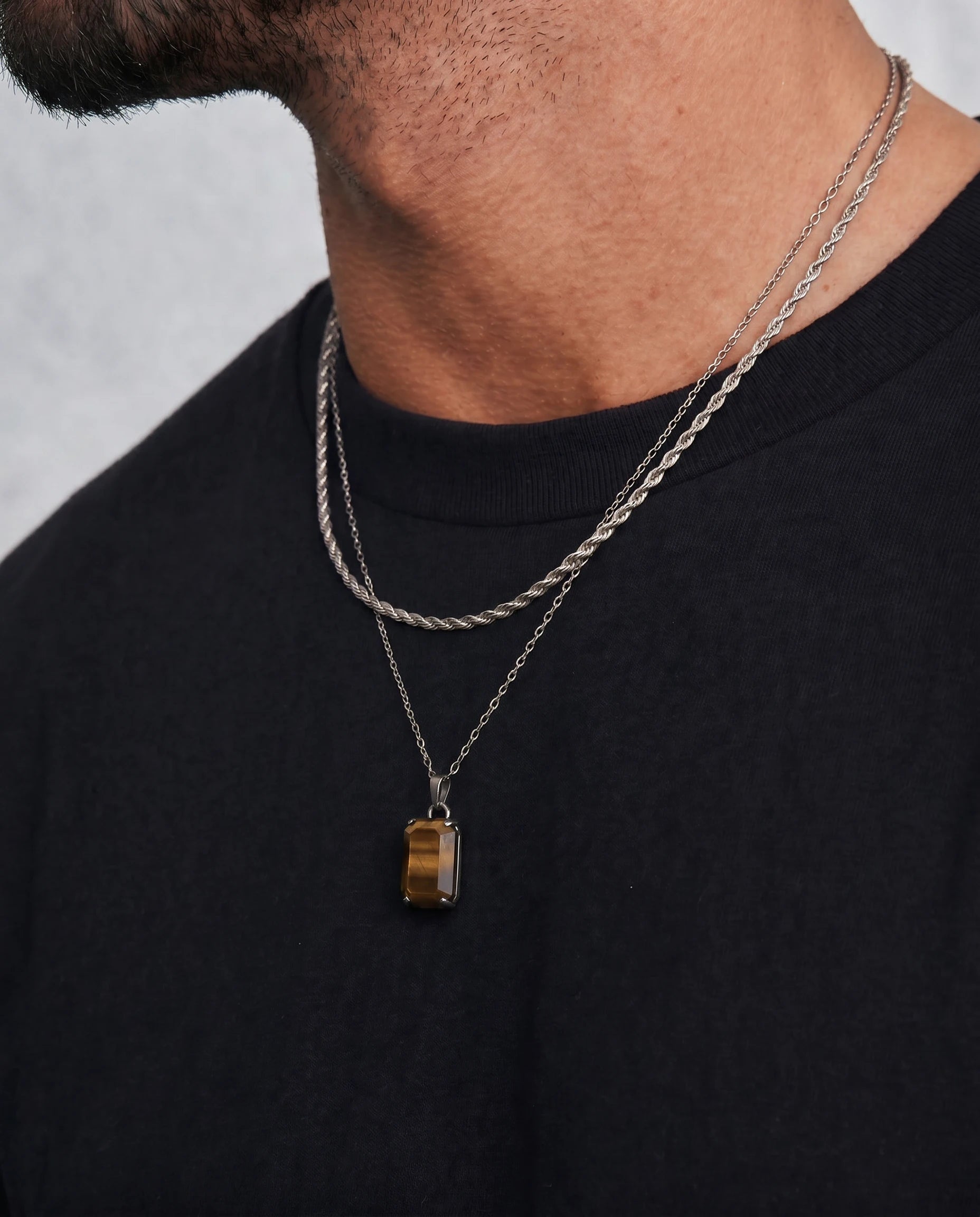 Golden Edge – Double Chain Necklace